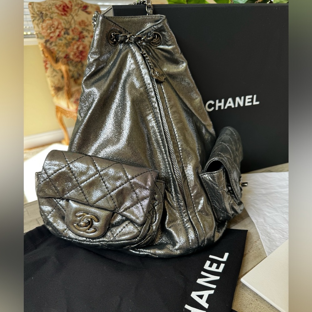 Chanel 💫 Rare 💫 Backpack 💫 Anthracite Silver Metallic LARGE 💫